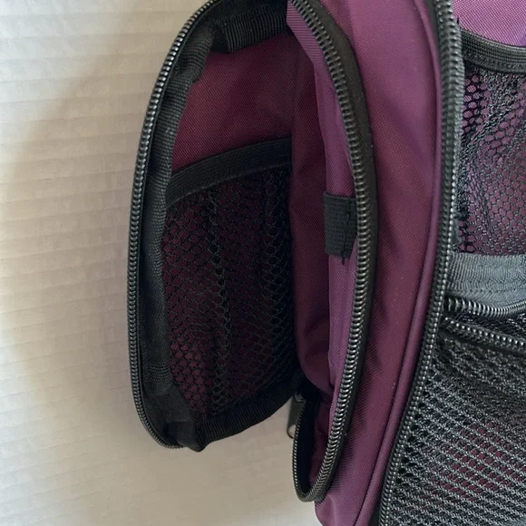 Venture 4th hanging travel toiletry bag, purple. - Picture 4 of 13